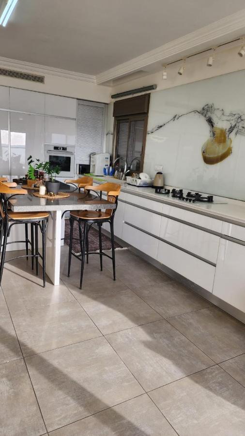 Mobersham'S House In Acre Apartamento Exterior foto